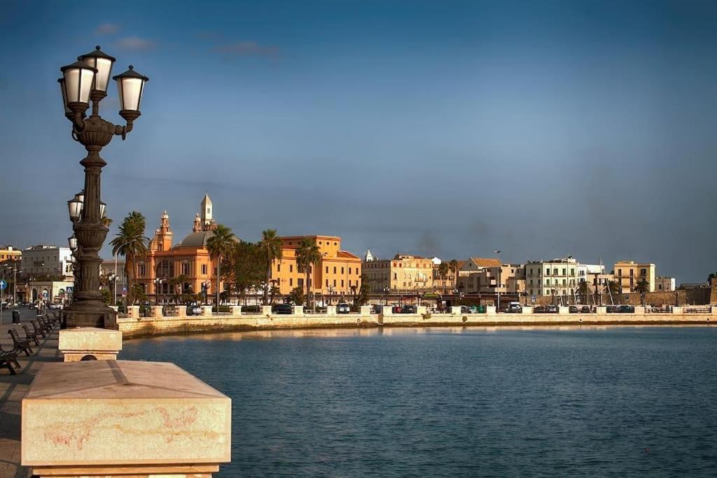 Lovely Maison In The Heart Of Bari Old Town Buitenkant foto
