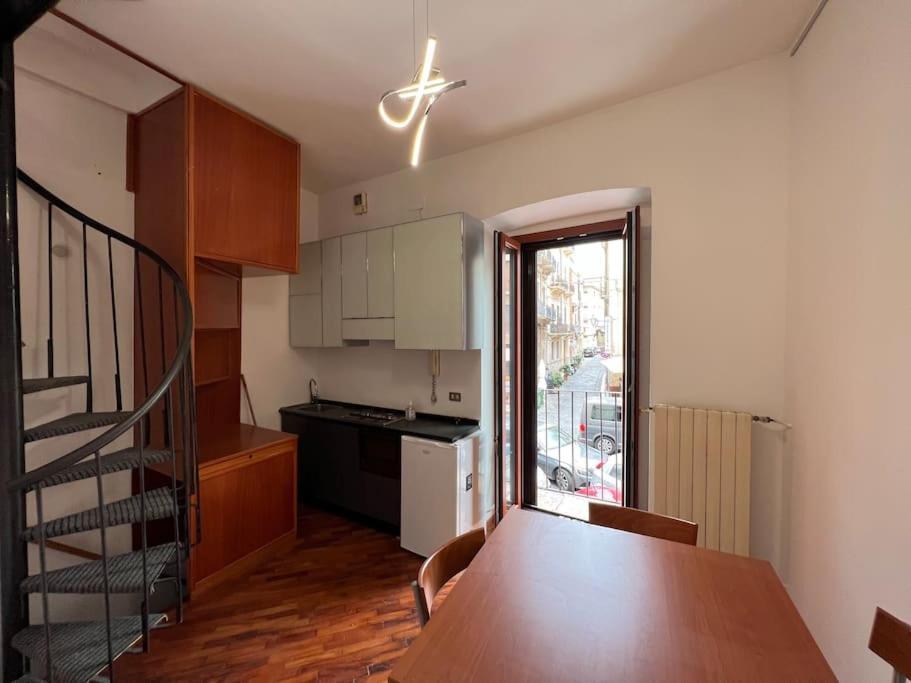 Lovely Maison In The Heart Of Bari Old Town Buitenkant foto